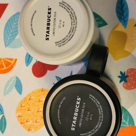 Limited edition 2018 Starbucks mug set - Picture 2 of 9
